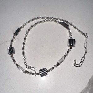 Elegant Beaded vintage sterling 925 liquid silver necklace with glass tube